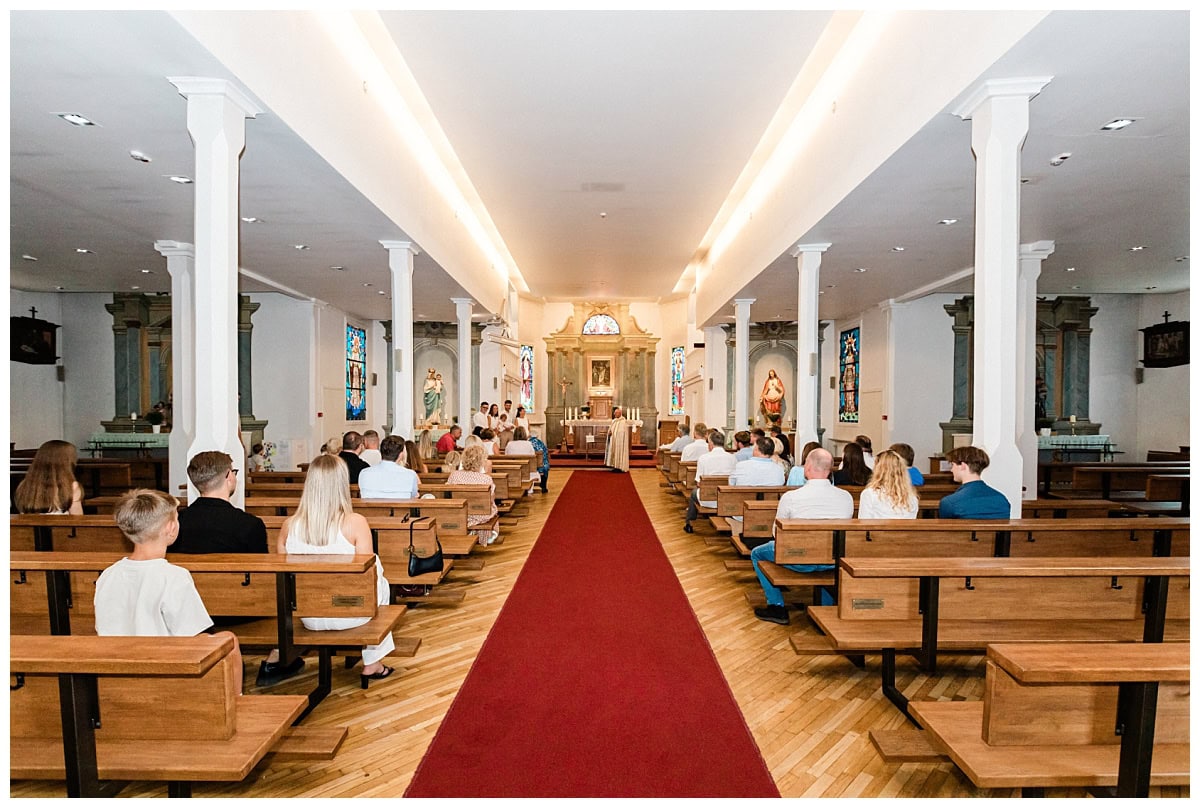 Krikštynos Kauno Mažojoje Kristaus Prisikėlimo bažnyčioje, Krikštynų fotografe, Krikštynų fotografė Kaune